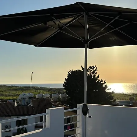 Venus Seaview 2b, Rooftop, Prime Location, * Paphos