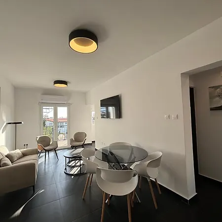 Venus Seaview 2b, Rooftop, Prime Location, Apartman *